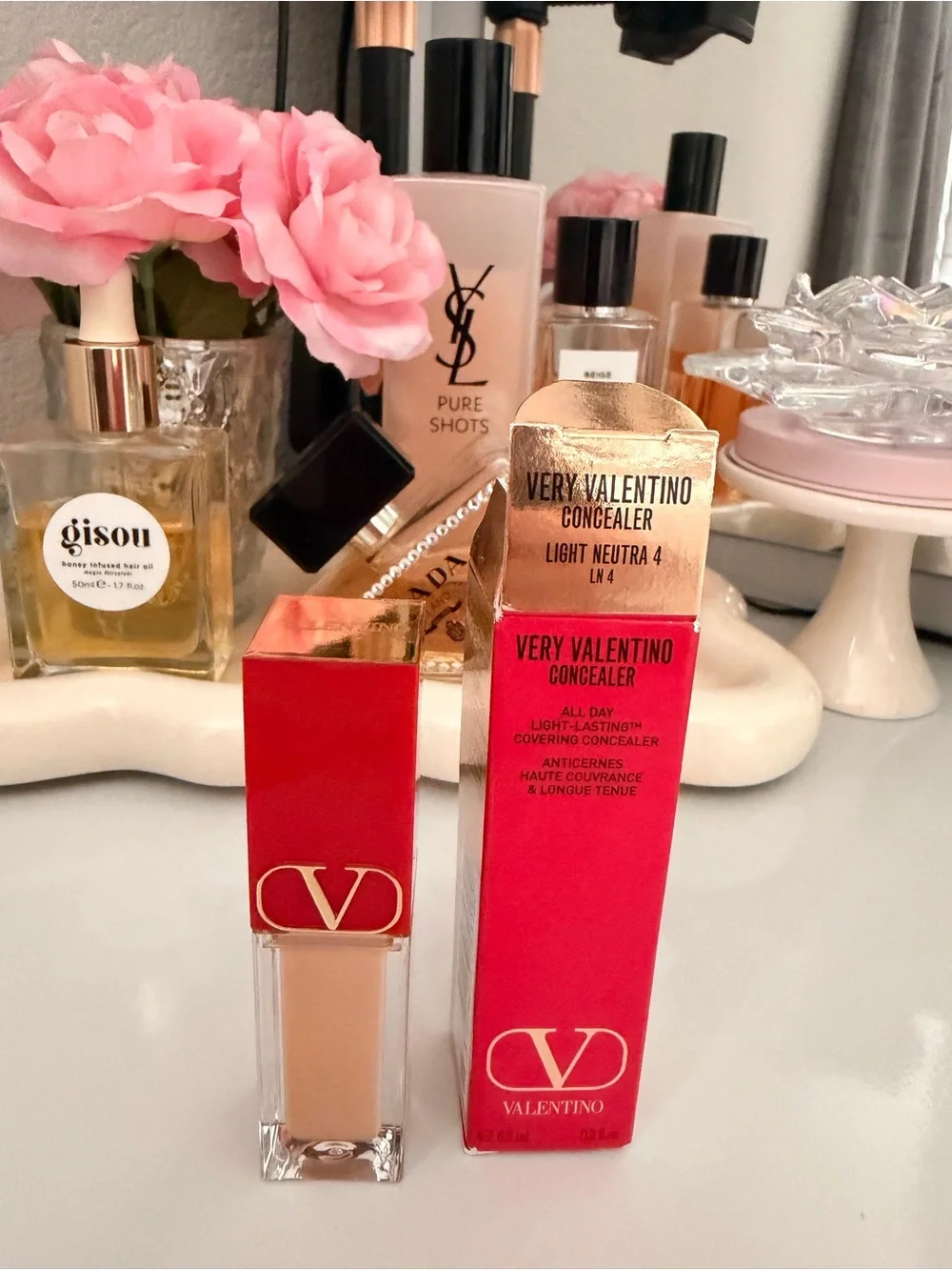 NIB Valentino Concealer Light Neutral 4